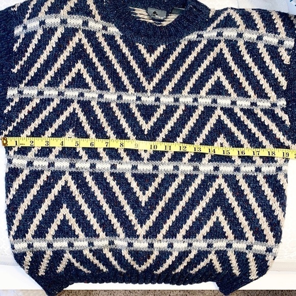 VINTAGE 90s Sweater - Picture 6 of 7